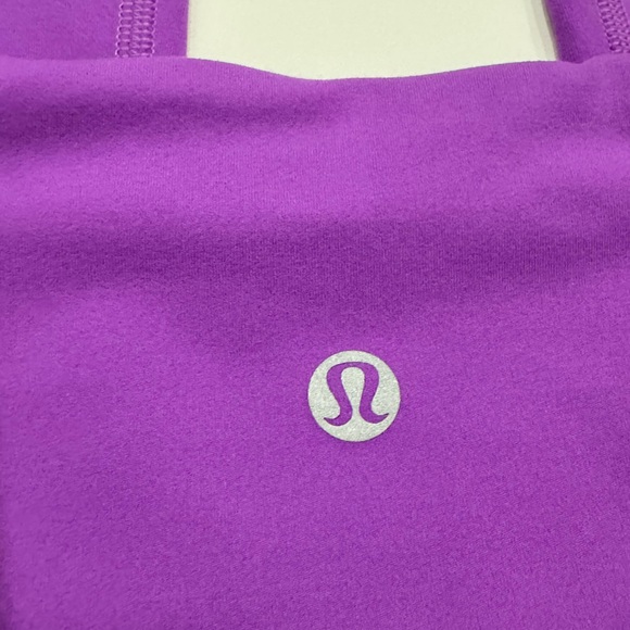 Lululemon Flare Pants. High Rise. Approximately 32” in length. - Picture 3 of 5